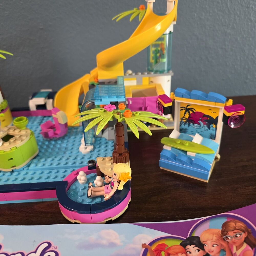 LEGO FRIENDS Heartlake City Pet Centre 41345 & Andrea's Pool Party 41374 READ - Picture 6 of 12